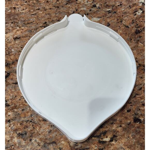 Pampered Chef White Mixing Bowl Lid - Picture 5 of 10